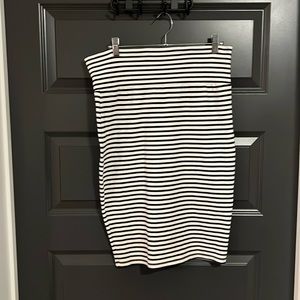 Lily Black Striped Skirt - Size Large Navy/White